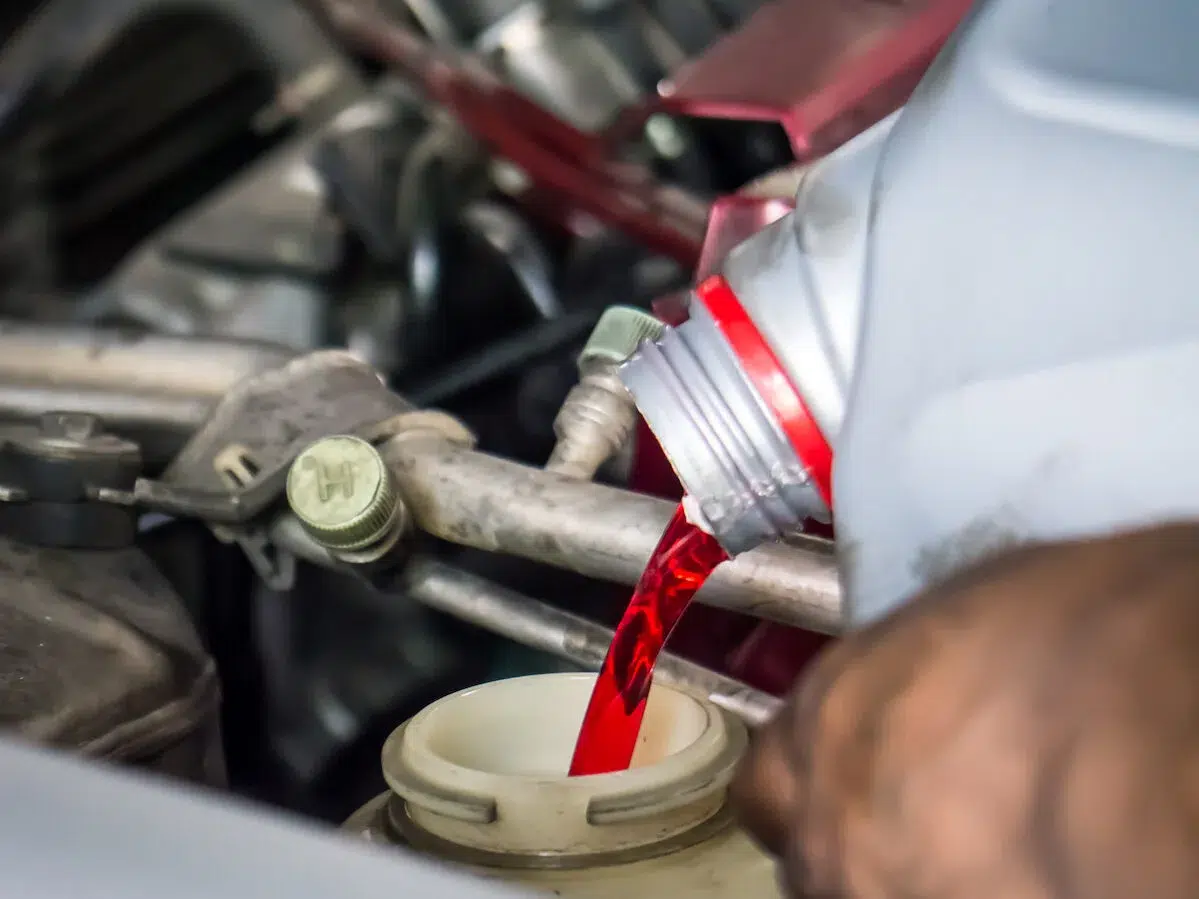 5 Signs You Need to Change Transmission in your Car (And Why Towing Matters) Towing Cars and Trucks